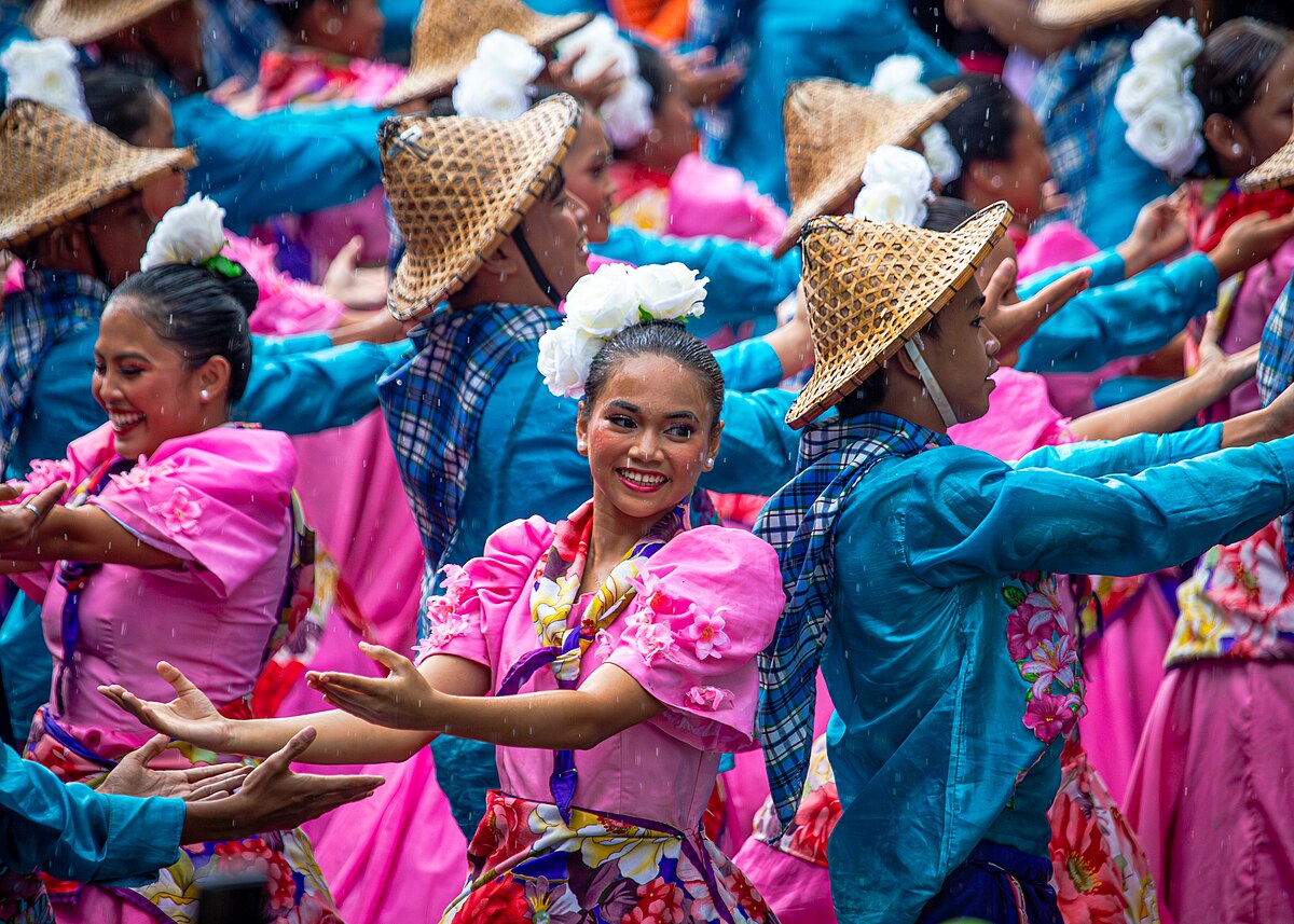An example of Sarok Festival street dancing